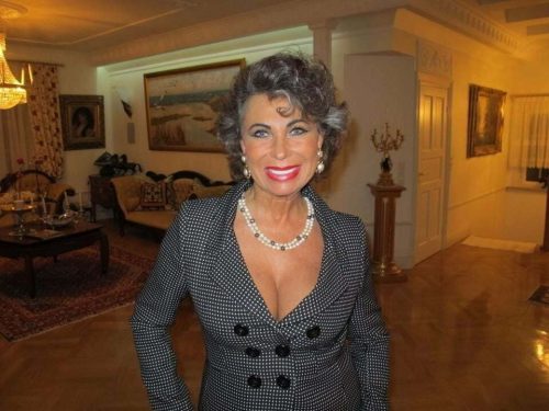 cute-young-and-mature-whores-exposed-12