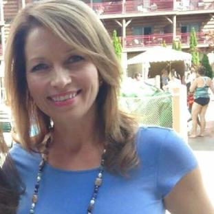 cute-young-and-mature-whores-exposed-19